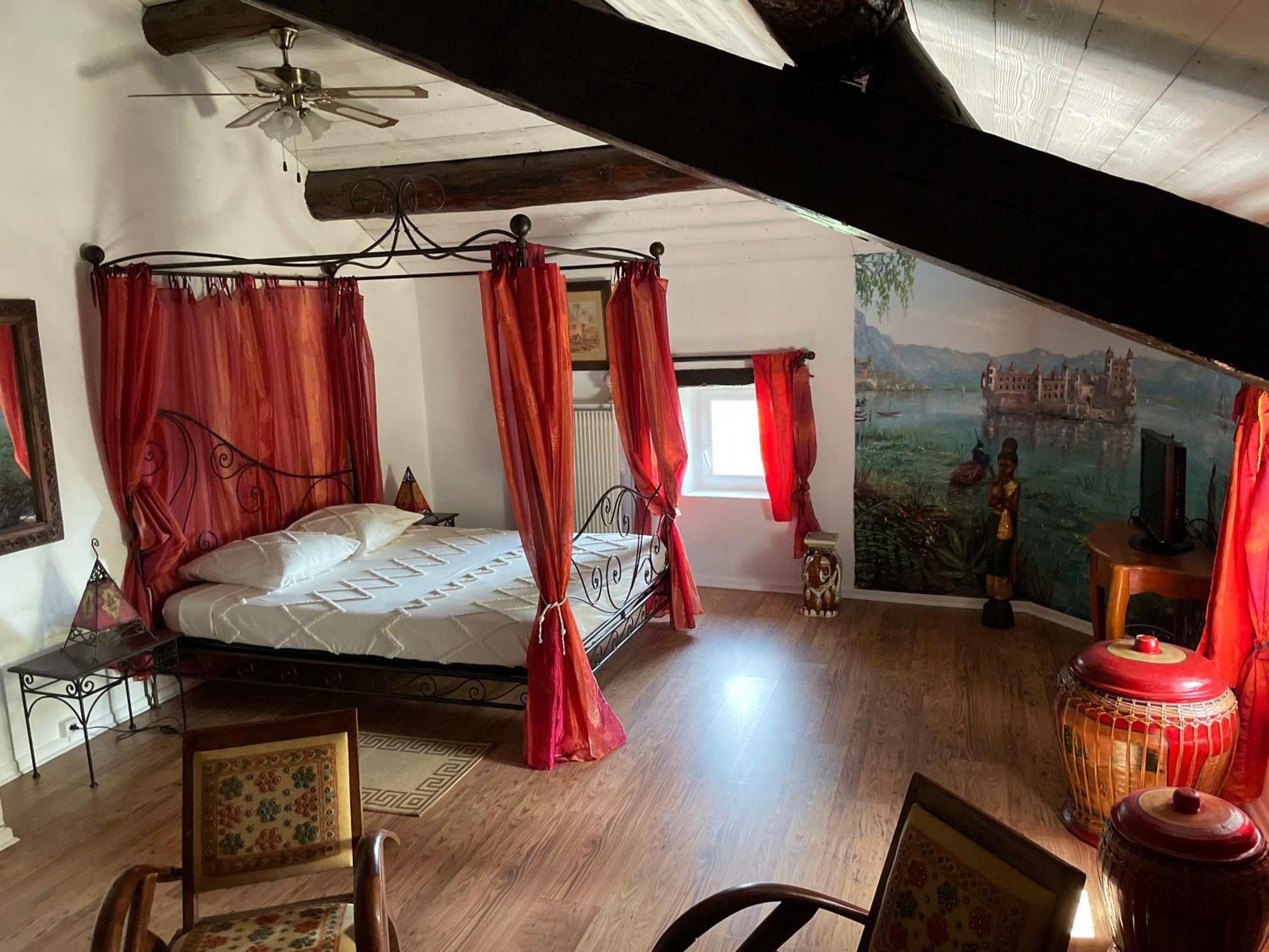 Gites Au Chateau Des Estubiers Les Granges-Gontardes Dış mekan fotoğraf